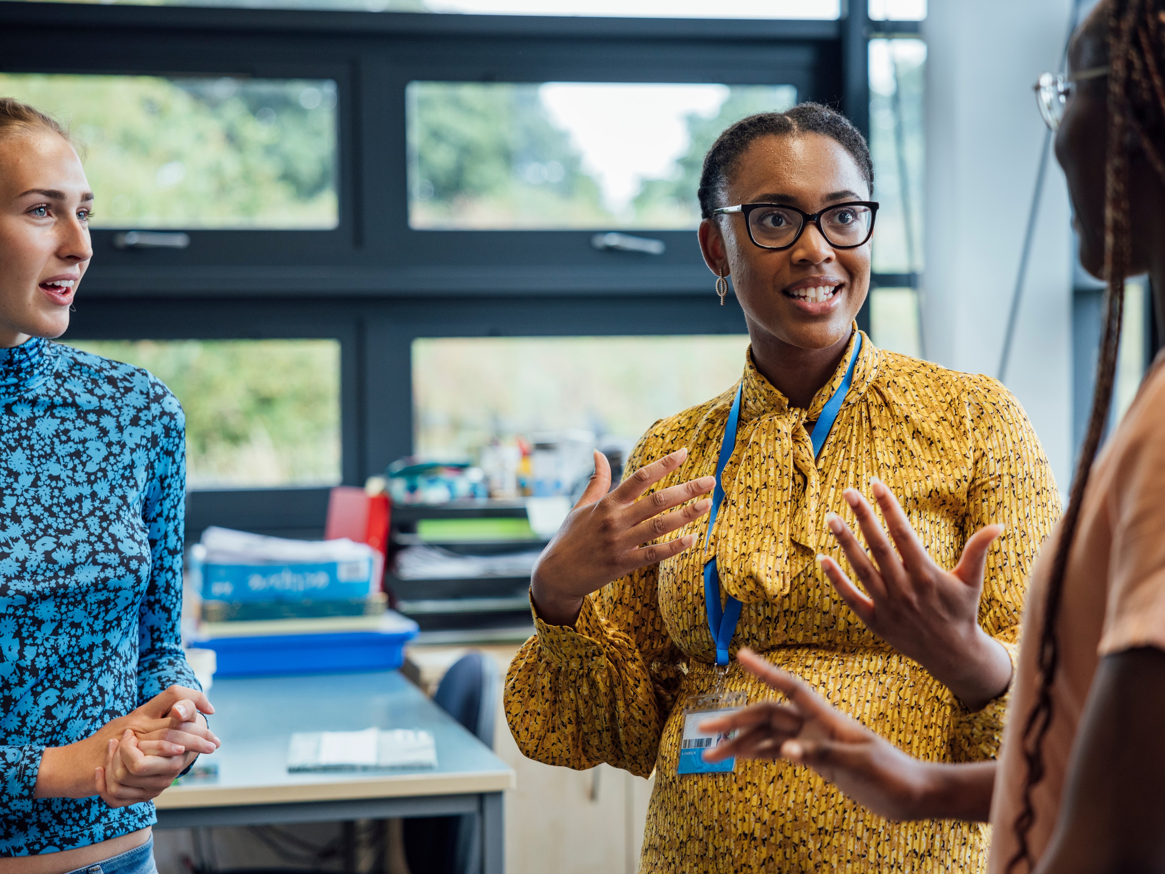 Teachers stock photo for vacancy page Aug25 CANVA